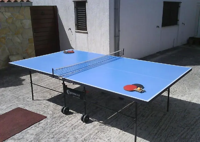 Mit Garten- Grill Und Terrasse By Interhome